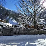 Gaestehaus Branders Bed & Breakfast 3*
