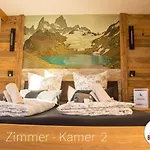 Gaestehaus Branders Bed & Breakfast 3*